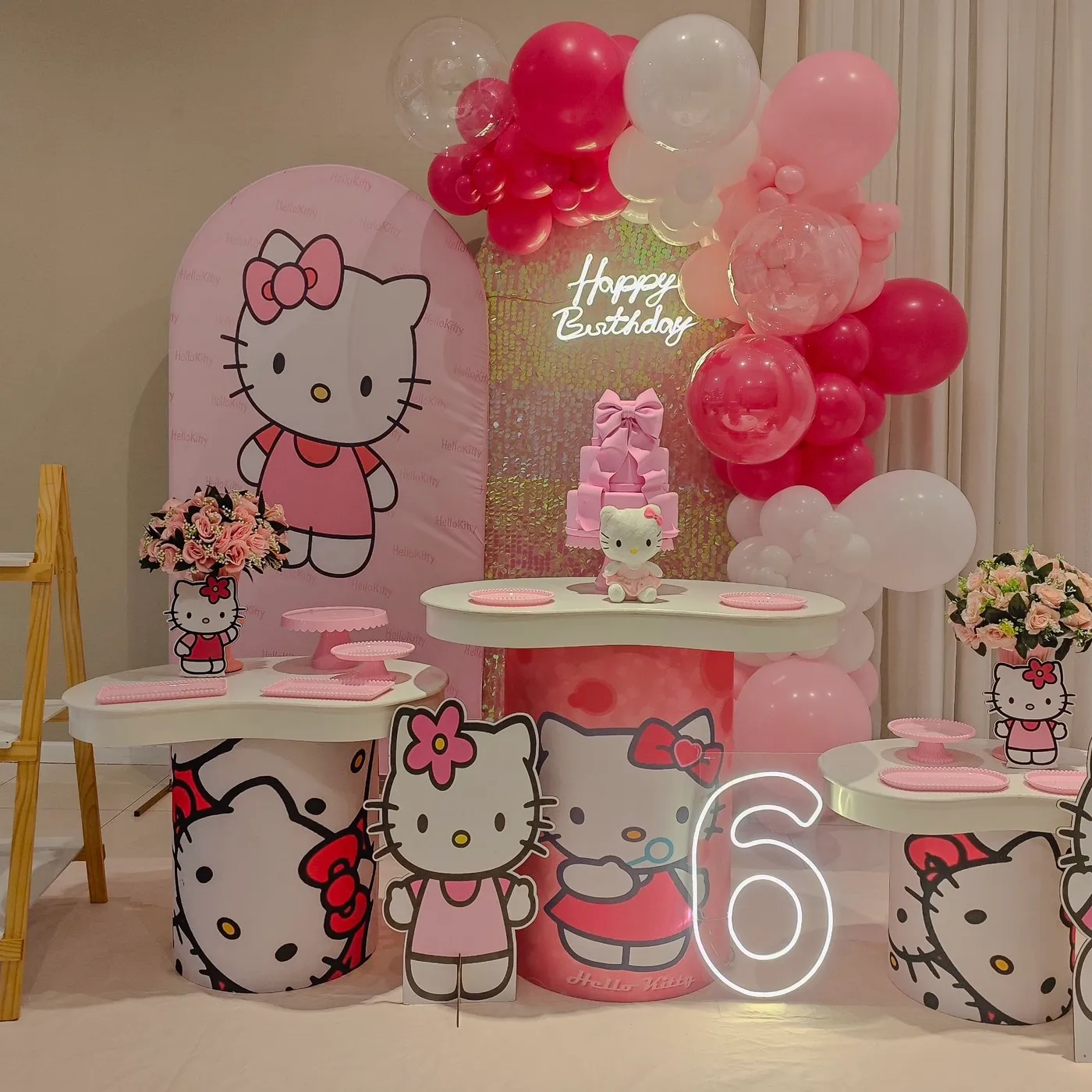 Hello Kitty · 6 anos